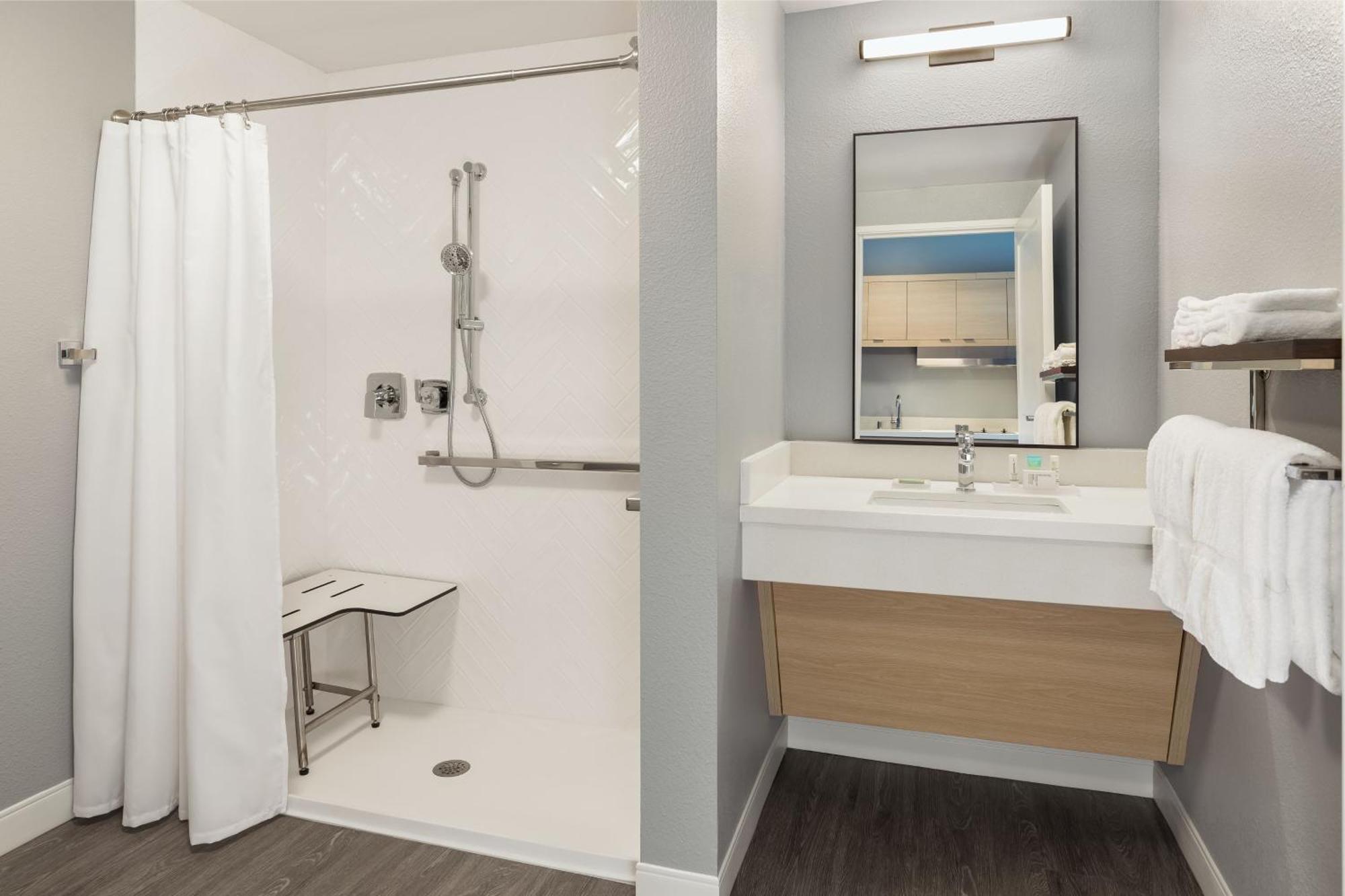 Towneplace Suites By Marriott Rochester Mayo Clinic Area Buitenkant foto